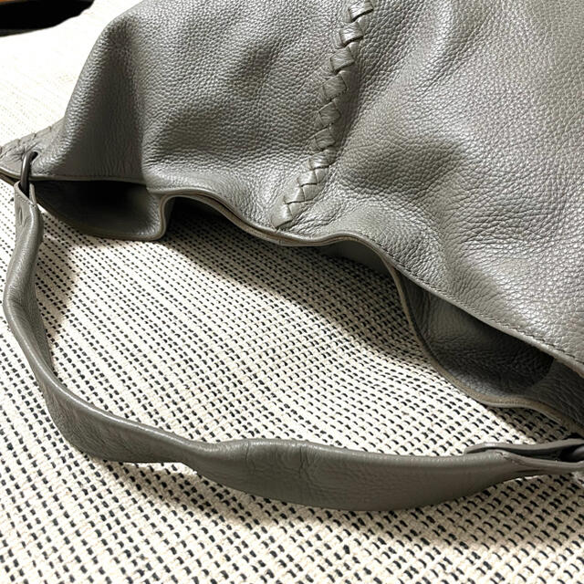 BOTTEGA VENETA / Cervo Hobo  ＊美品です