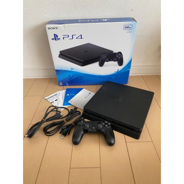 PlayStation®4 本体  500GB CUH-2000A  B01