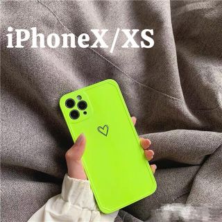 ★iPhoneケース　ネオンカラーグリーン　ハート　iPhone X/XS(iPhoneケース)