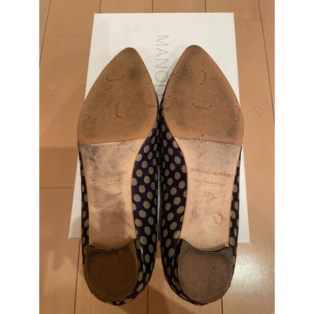 MANOLO BLAHNIK(マノロブラニク)のマノロブラニク  ハンギシ　フラットシューズ レディースの靴/シューズ(バレエシューズ)の商品写真