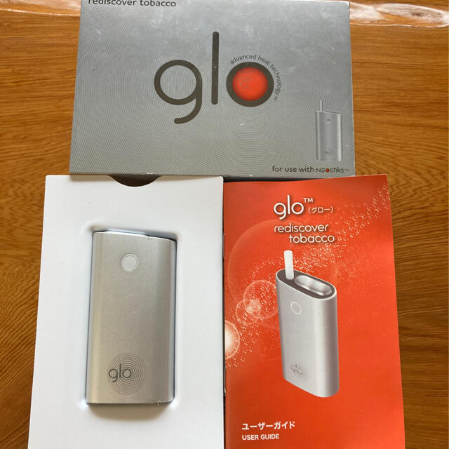 glo(グロー)のglo TM スターターキット本体 メンズのファッション小物(タバコグッズ)の商品写真