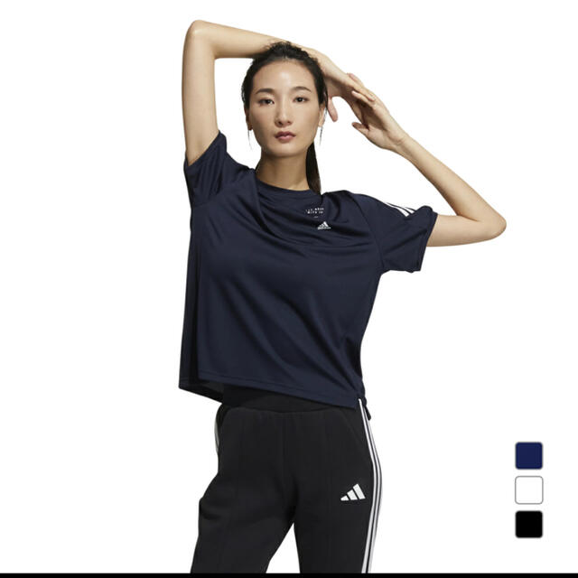 adidas(アディダス)のadidas 半袖　Tシャツ スポーツ/アウトドアのサッカー/フットサル(ウェア)の商品写真