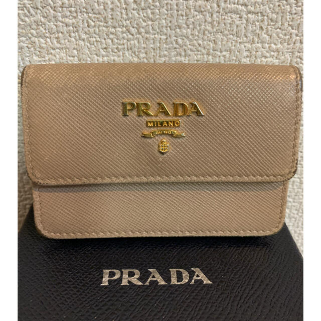 PRADA(プラダ)のプラダ  レザーカードケース　定期入れ小物入れ名刺入れコインケース レディースのファッション小物(名刺入れ/定期入れ)の商品写真