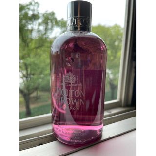 モルトンブラウン(MOLTON BROWN)のモルトンブラウンバス&シャワージェル300mlピンクペッパー(ボディソープ/石鹸)