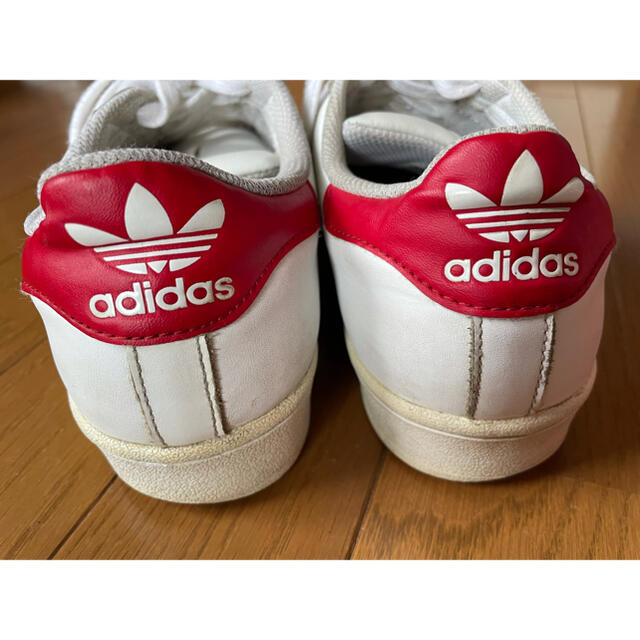 adidas(アディダス)のadidas superstar White×RED  メンズの靴/シューズ(スニーカー)の商品写真