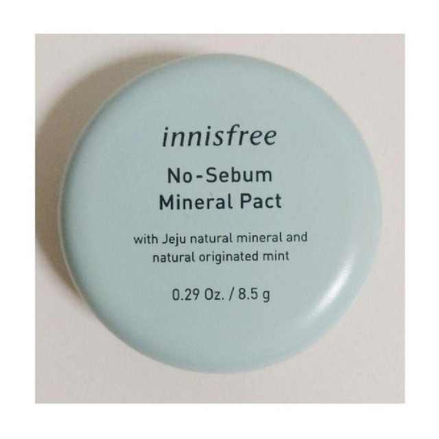 Innisfree(イニスフリー)の【新品】イニスフリー ノーセバム ミネラルパクト 8.5g コスメ/美容のベースメイク/化粧品(フェイスパウダー)の商品写真