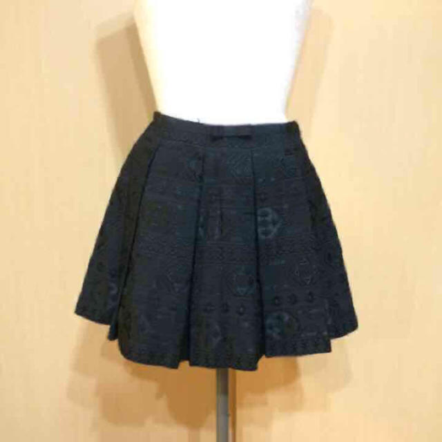 LE CIEL BLEU(ルシェルブルー)の美品！ルシェルブルー 刺繍 プリーツ スカート レディースのスカート(ミニスカート)の商品写真