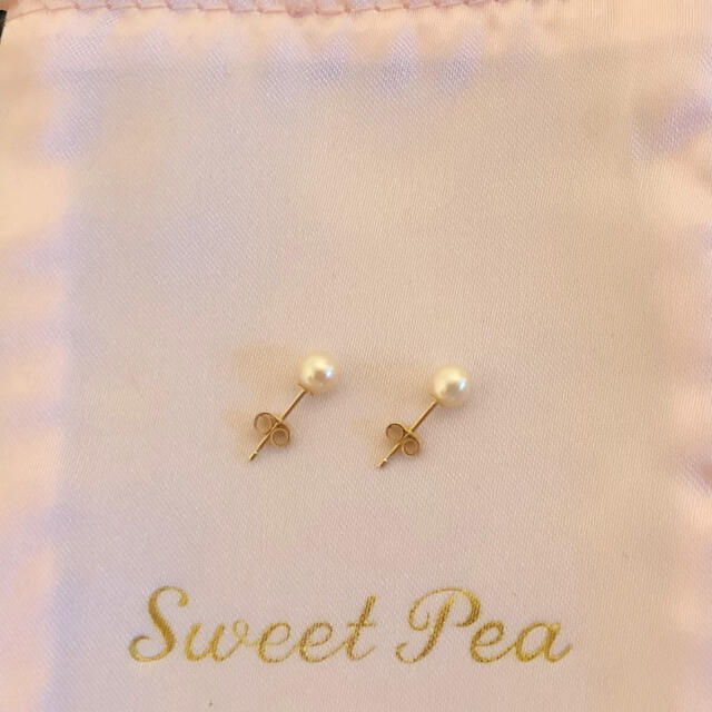 H.P.FRANCE(アッシュペーフランス)の【美品】Sweet Pea  ベビーパールピアス   レディースのアクセサリー(ピアス)の商品写真