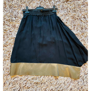 バレンシアガ(Balenciaga)の値下げ中　バレンシアガ　斜め　ツートンカラー　スカート(ひざ丈スカート)