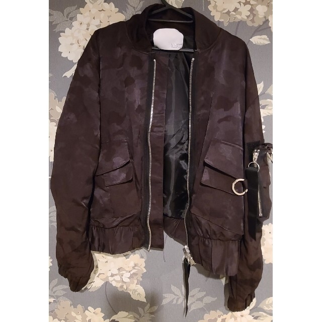 東京銀座販売 定価10万円 Matthew MillerのMAー1のジャケット ブルゾン