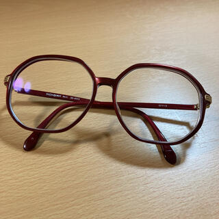 イヴサンローランボーテ(Yves Saint Laurent Beaute)のイヴ・サンローラン　眼鏡　メガネ(サングラス/メガネ)