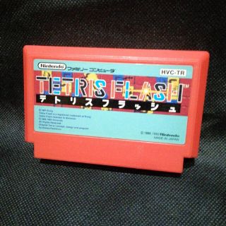 ファミリーコンピュータ(ファミリーコンピュータ)のテトリスフラッシュ(家庭用ゲームソフト)