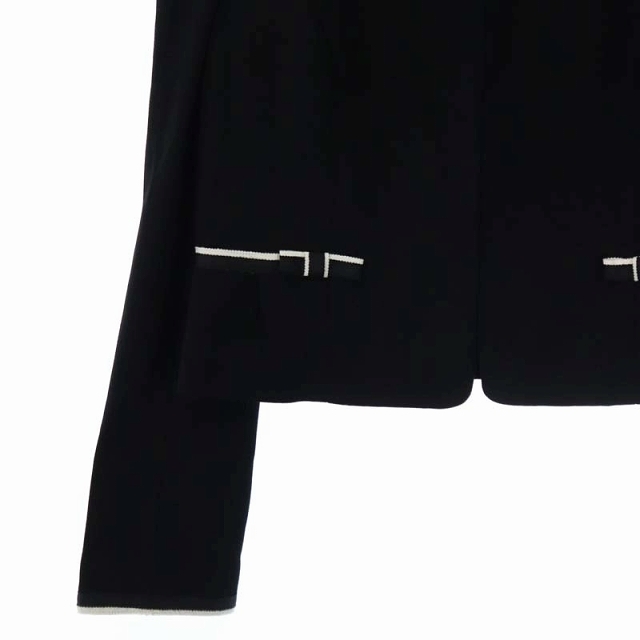 TOCCA(トッカ)のトッカ TOCCA LUMINOUSジャケット ノーカラー 4 黒 白 レディースのジャケット/アウター(その他)の商品写真