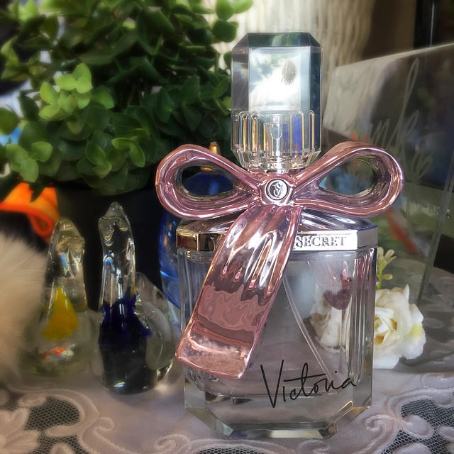 Victoria's Secret(ヴィクトリアズシークレット)のヴィクトリアシークレット 香水 コスメ/美容の香水(香水(女性用))の商品写真