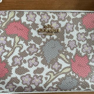 コーチ(COACH)のコーチ💐ミニバッグ🛍花柄🌸結婚式にも💒(クラッチバッグ)