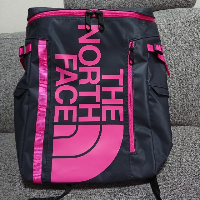 ノースフェイス ヒューズボックス 30L アビエイターネイビー×ピンク AP