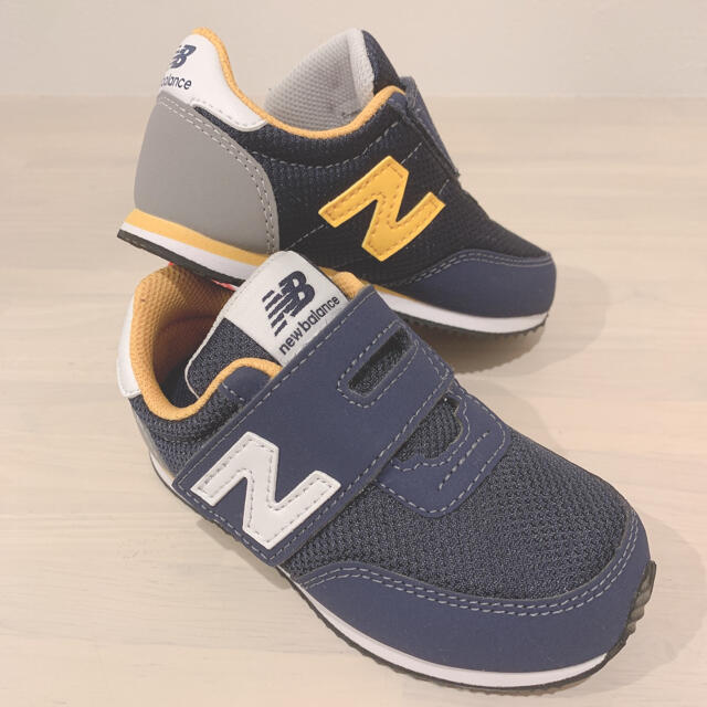 New Balance(ニューバランス)の2 新品◇New Balance ニューバランス IV720 箱なし15cm キッズ/ベビー/マタニティのキッズ靴/シューズ(15cm~)(スニーカー)の商品写真