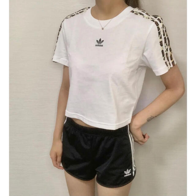 adidas(アディダス)のADIDAS ORIGINALS レオパード柄 Tシャツ レディースのトップス(Tシャツ(半袖/袖なし))の商品写真