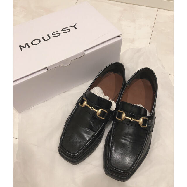 moussy(マウジー)のmoussy マウジー　バロック  靴　ローファー  ブラック レディースの靴/シューズ(ローファー/革靴)の商品写真