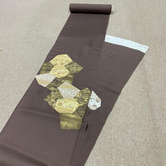新品 反物 付け下げ 少々難あり 金箔 刺繍 豪華加工 七宝地紋 新品 反物 付け下げ 少々難あり 金箔 刺繍 豪華加工 七宝地紋