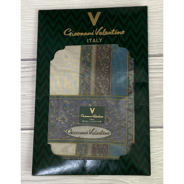 VALENTINO(ヴァレンティノ)のジョバンニ　バレンチノ　ハンカチ メンズのファッション小物(ハンカチ/ポケットチーフ)の商品写真