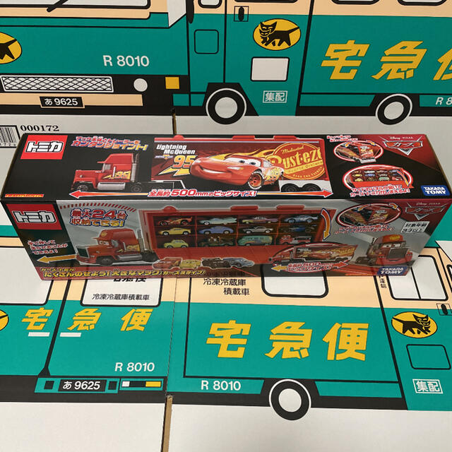 Takara Tomy(タカラトミー)のディズニー カーズ トミカ たくさんのせよう!大きなマック エンタメ/ホビーのおもちゃ/ぬいぐるみ(ミニカー)の商品写真