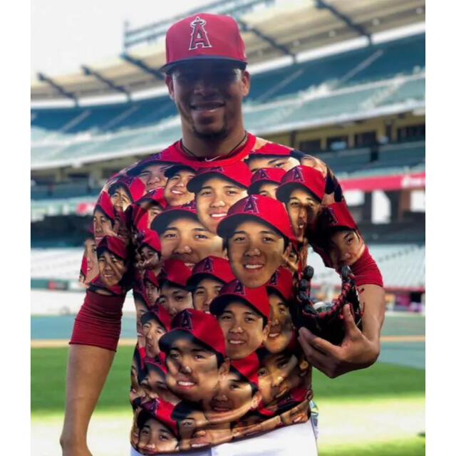 即日発送】大谷翔平 顔だらけ Tシャツ エンゼルススタジアム配布品