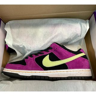 ナイキ(NIKE)のNIKE SB DUNK LOW "RED PLUM"(スニーカー)