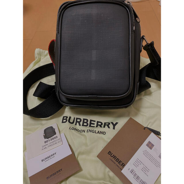 BURBERRY(バーバリー)の(つっつ様専用)BURBERRY ボディーバック／ショルダーバック【超美品】 メンズのバッグ(ボディーバッグ)の商品写真