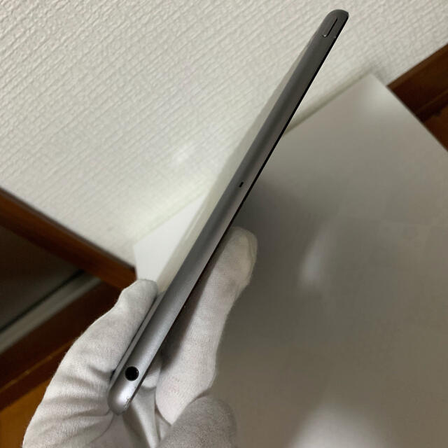 上品Aランク　iPad  Air1  WiFi 16GB　アイパッド