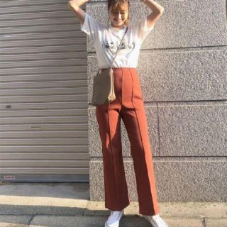 ユニクロ(UNIQLO)のマタニティパンツ(マタニティボトムス)