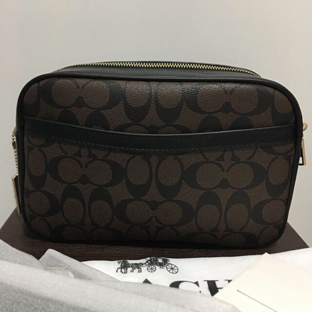 COACH(コーチ)の新品　COACH  コーチ　シグネチャー柄　ダブルファスナー　ショルダーバッグ レディースのバッグ(ショルダーバッグ)の商品写真