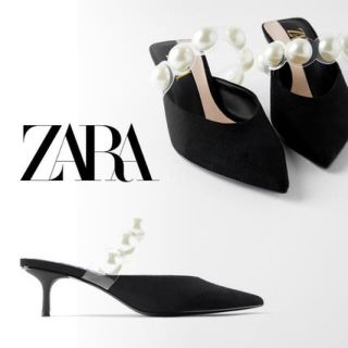 ザラ(ZARA)のZARA フェイクパールミュール(ミュール)