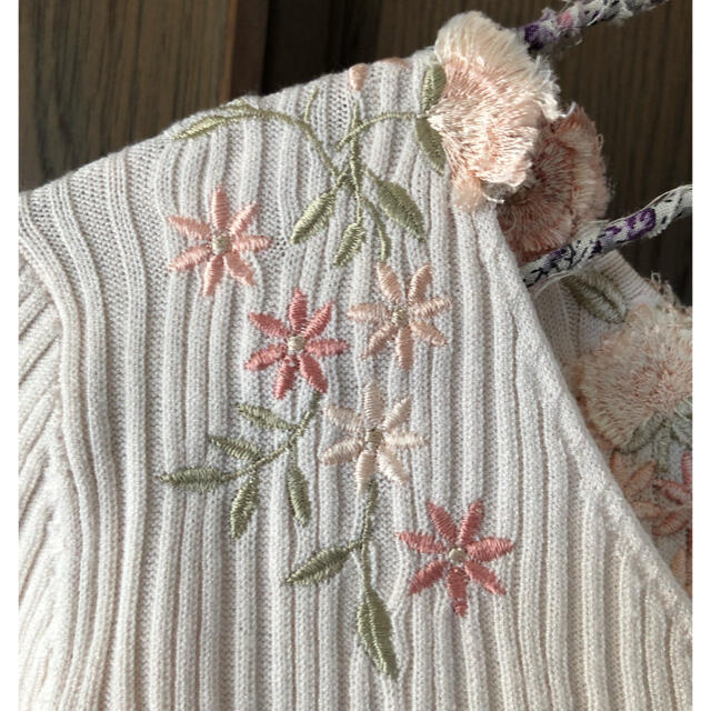 WILLSELECTION(ウィルセレクション)のWILLSELECTION【今期新品】アシメ刺繍２wayリブニット レディースのトップス(ニット/セーター)の商品写真