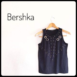 ベルシュカ(Bershka)の【Bershka】 超カッコイイ スタッズ スウェード調 タンクトップ(キャミソール)