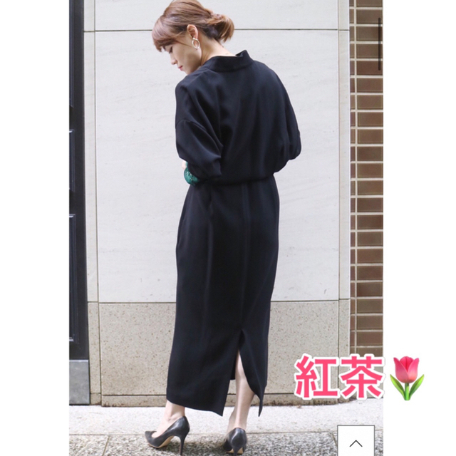 Mame 】Embroidery Cuffs V-Neck Dress ワンピース Mame 】Embroidery Cuffs V-Neck Dress ワンピース