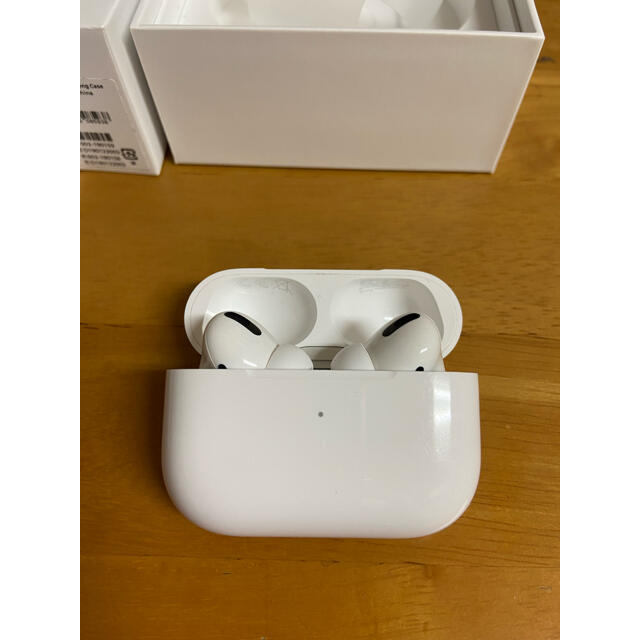 Apple AirPods Pro ジャンク品 MWP22TA/A - ヘッドフォン/イヤフォン