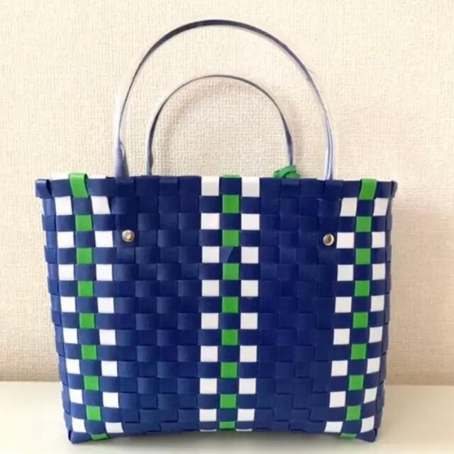 Marni(マルニ)のピクニックバッグ　ブルー レディースのバッグ(かごバッグ/ストローバッグ)の商品写真