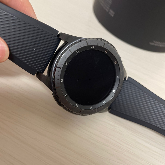 【状態良好】スマートウォッチ　SAMSUNG GEAR S3 FRONTIER