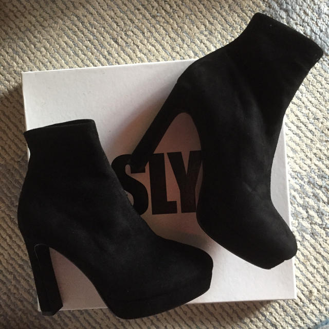 SLY(スライ)のm様専用 SLY スエードブーツ レディースの靴/シューズ(ブーツ)の商品写真