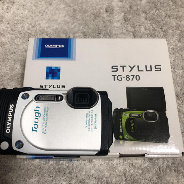 美品 OLYMPUS TG-870 ホワイト - コンパクトデジタルカメラ