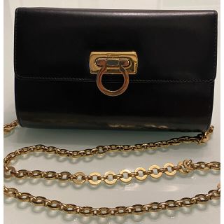 フェラガモ(Ferragamo)のSalvatore Ferragamo のチェーンバッグ(ショルダーバッグ)