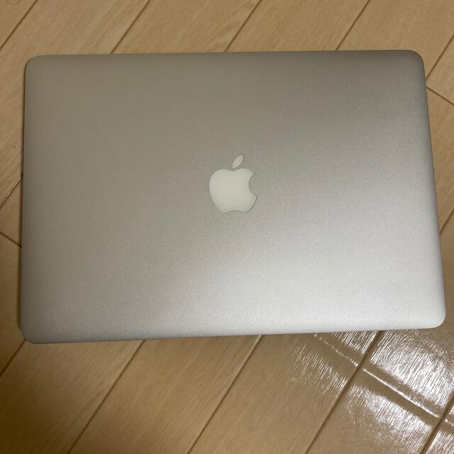 Apple(アップル)のMacBook Air (13-inch, Mid 2013)  スマホ/家電/カメラのPC/タブレット(ノートPC)の商品写真