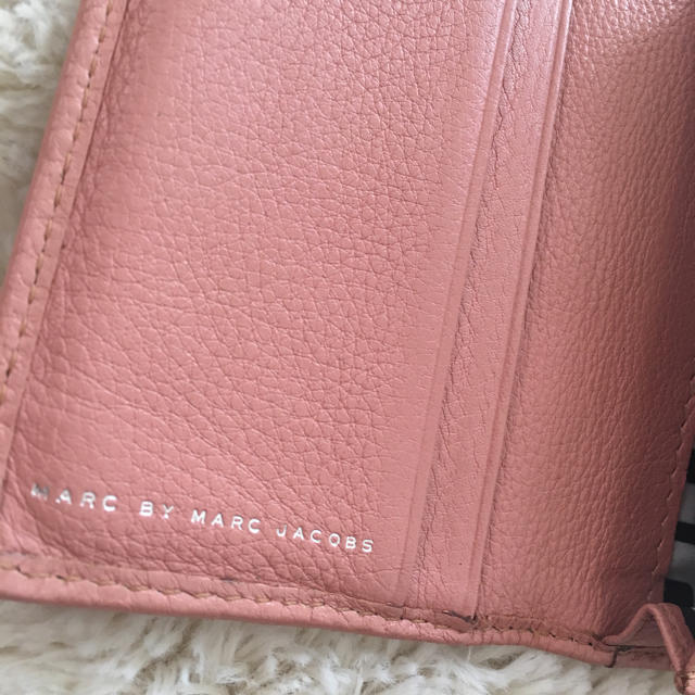 MARC BY MARC JACOBS(マークバイマークジェイコブス)のマークバイ カードケース レディースのファッション小物(名刺入れ/定期入れ)の商品写真