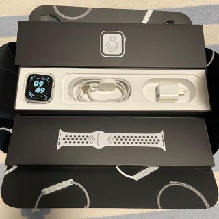 アップルウォッチ(Apple Watch)の【お値下げ不可】アップルウォッチ シリーズ4 NIKEコラボモデル 44mm(その他)