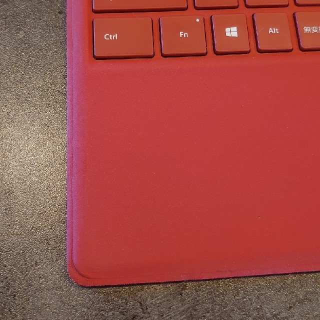 Microsoft(マイクロソフト)のMicrosoft Surface pro type cover Red スマホ/家電/カメラのPC/タブレット(PC周辺機器)の商品写真