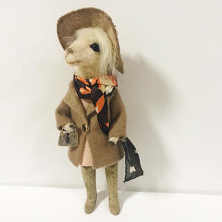 羊毛フェルト　人形　リャマ　ハンドメイド(人形)