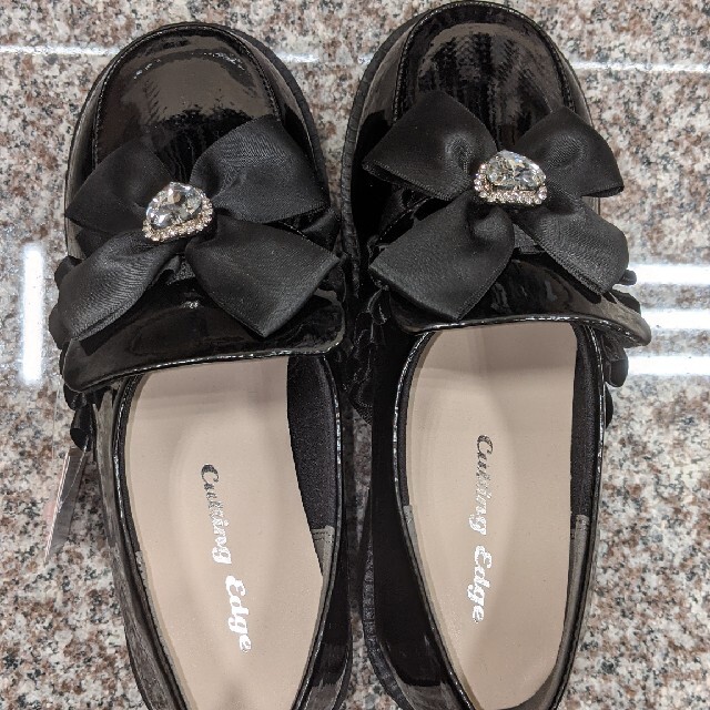 厚底ハートビジューリボンエナメルローファーLL韓国量産型地雷系ゴシックロリータ レディースの靴/シューズ(ローファー/革靴)の商品写真
