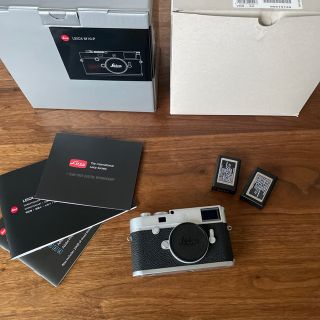 ライカ(LEICA)の【fp様専用】極美品　ライカM10-P leica 予備電池付き(ミラーレス一眼)