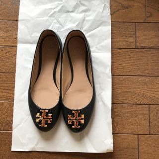 トリーバーチ(Tory Burch)のトリーバーチ 23.5cm レザーフラットシューズ ブラック(バレエシューズ)